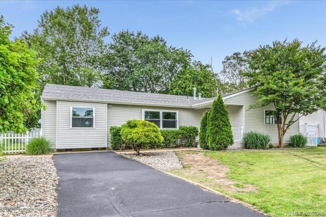 Building Photo - 280 Wisteria Dr