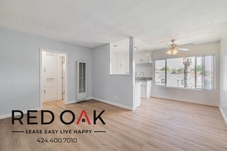 Building Photo - 9903 Belmont St