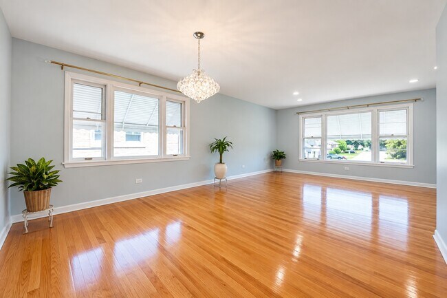 Foto del edificio - 8608 W Carmen Ave