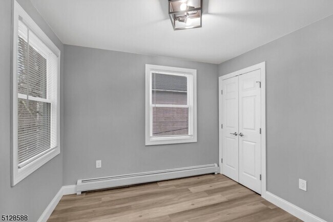 Building Photo - 381 Tremont Ave