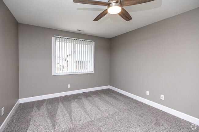 2BR, 1,5 BA - Sala solar grande/100 metros cuadrados - Regency Woods