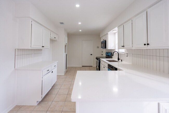 Foto del edificio - 23230 Briarcreek Blvd