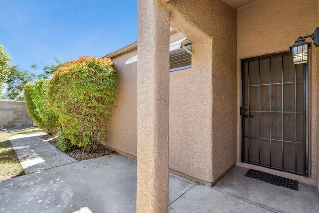 Foto del edificio - Cozy 3 Bedroom 2 Bath home Nestled in Stap...
