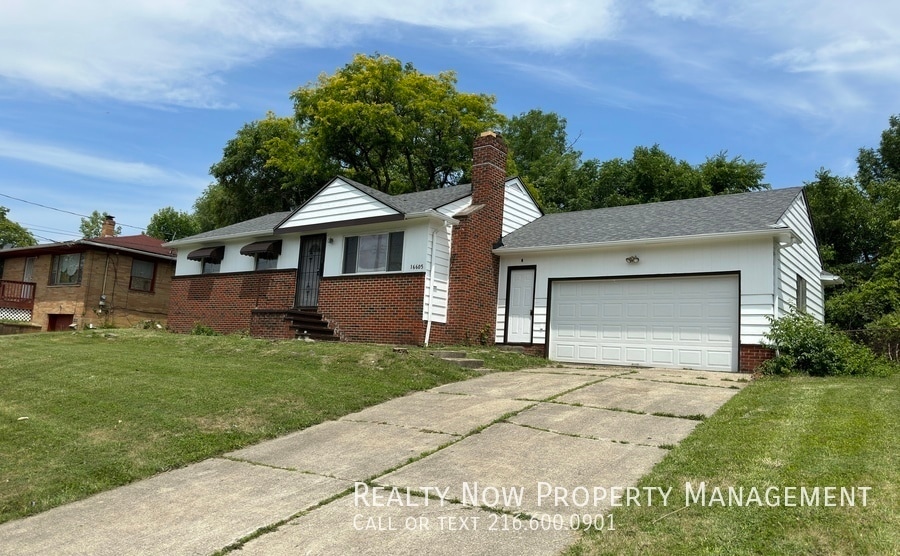 Foto principal - 16605 Kollin Ave