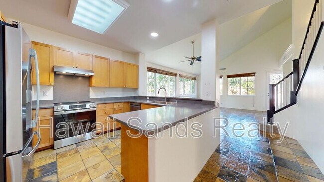Building Photo - 91-762-762 Launahele St