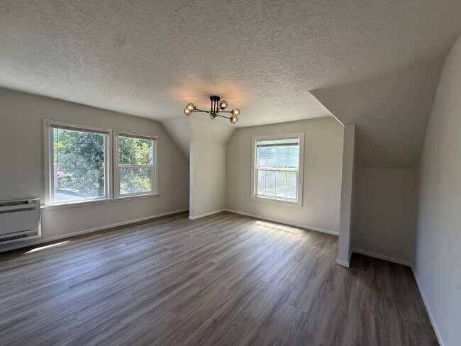 Foto del edificio - 777 W 10th Ave
