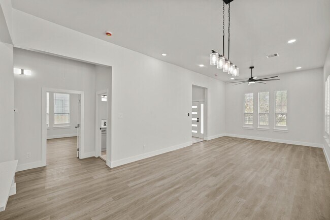 Foto del edificio - 2116 Everett St