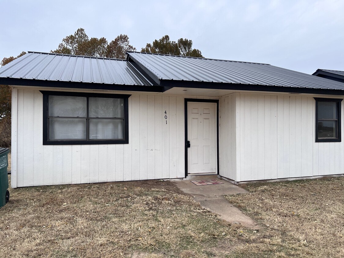 Primary Photo - East County Estates Triplex