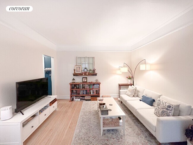 Foto del edificio - 83-15 116th St