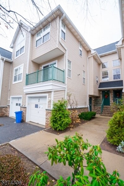 Foto del edificio - 226 Rhoads Dr