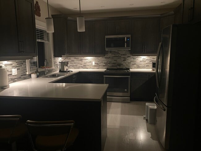 Building Photo - 2389 Lund Rd