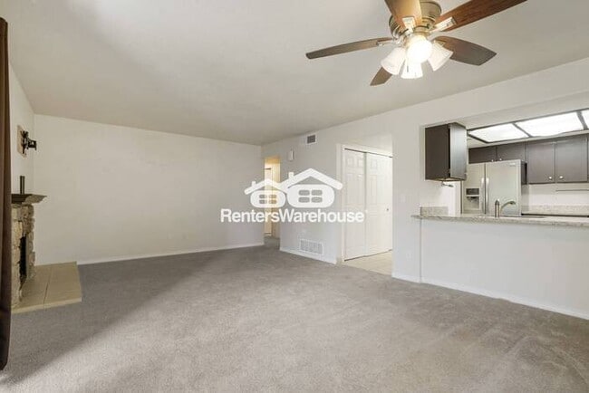 Building Photo - Amazing 2 Bedroom 2 Bathroom Condo Available Now! (Cherry Creek School District)