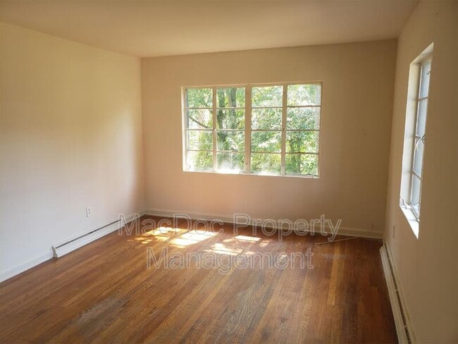 Foto del edificio - 1719 Lafayette Blvd