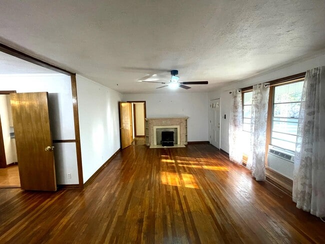 Foto del edificio - 1406 N 2nd St