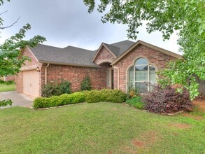 Building Photo - 4909 Kelly Lakes Dr