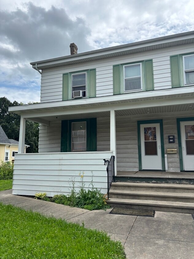 Primary Photo - 418 N 4th St