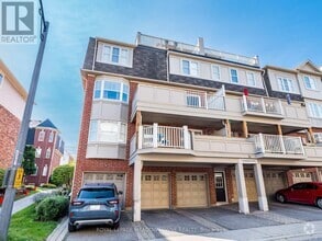 Building Photo - 774-774 Neighbourhood Cir