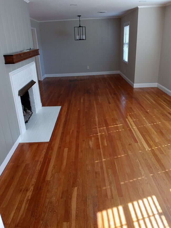 Foto del edificio - 4 Bedroom / 2 Bath Home Johnson City TN
