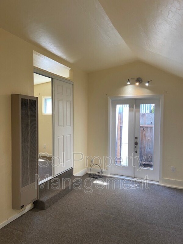 Building Photo - 4452 Soquel Dr