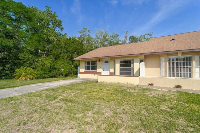 Foto del edificio - 3352 Netherwood Dr
