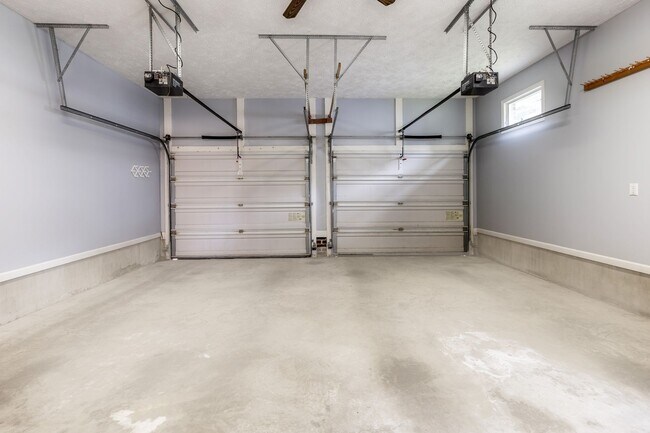 Building Photo - Beautiful home for rent in Vass!