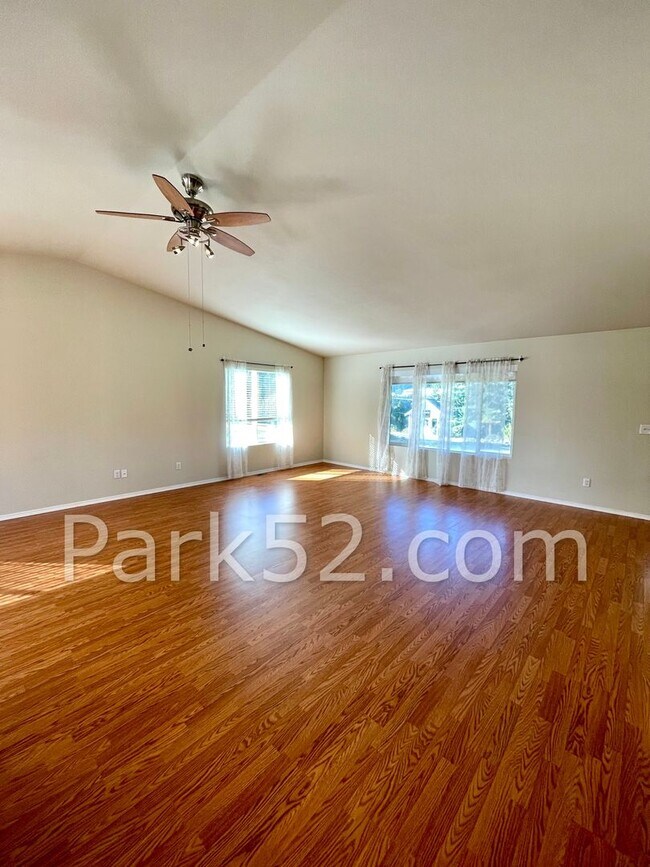 Building Photo - 3 Bedroom Rambler In Gig Harbor