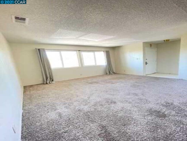 Building Photo - 1423 Del Rio Cir