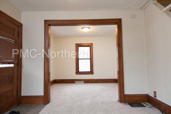 Foto del edificio - 3848 Major Ave N