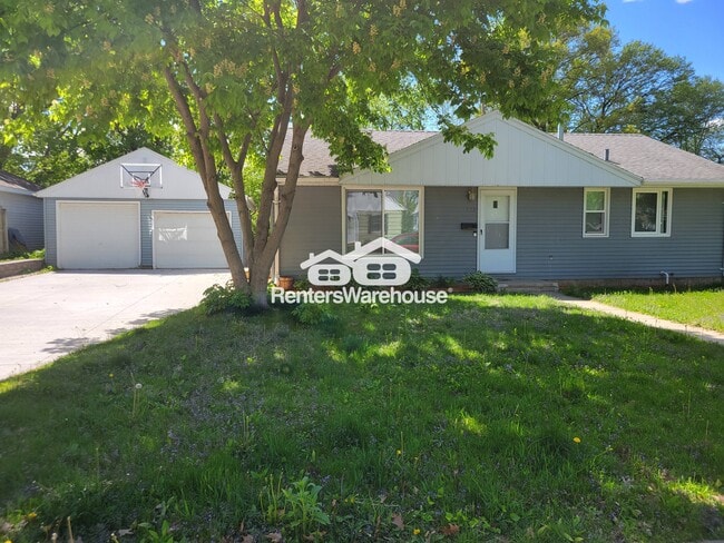 Building Photo - 738 Belwood Dr