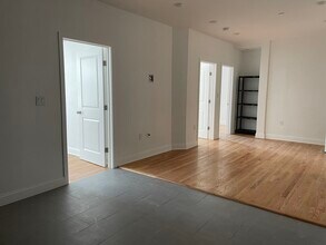 Building Photo - 52 Washington Ave