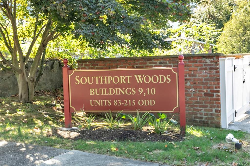 93 Southport Woods Drive Unit 93, Fairfield, CT 06890 Condo for Rent