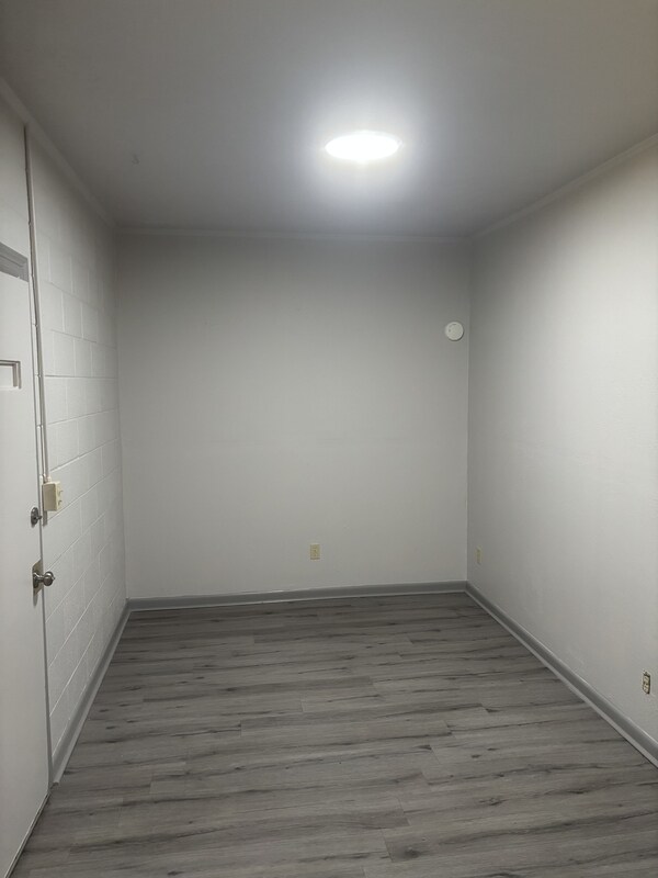 Foto del edificio - 411 E Beech St