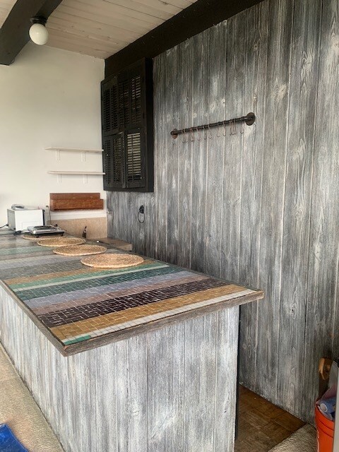 Kitchenette - 1729 Sunset Plaza Dr
