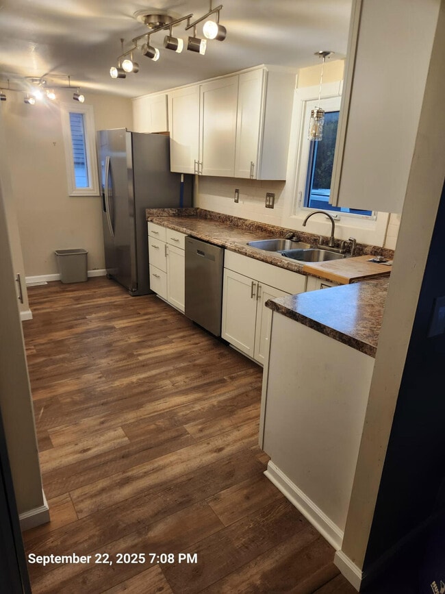 Building Photo - 2855 Mann Rd