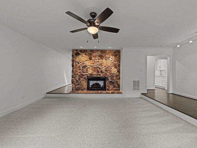 Building Photo - Build Equity While Leasing - Lease and Own...
