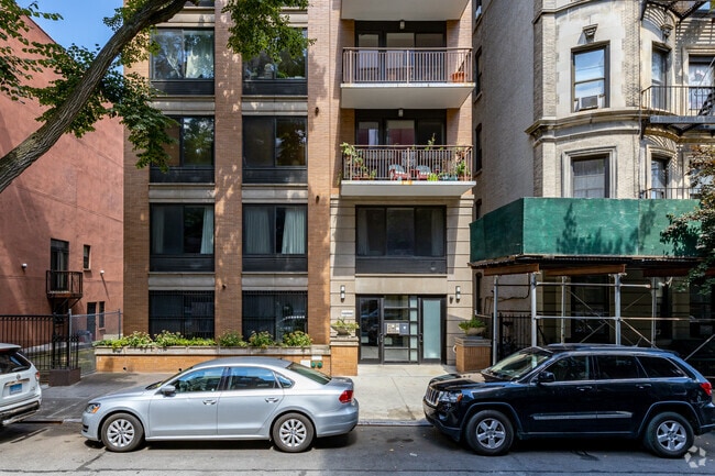 Building Photo - 5 W 127th St