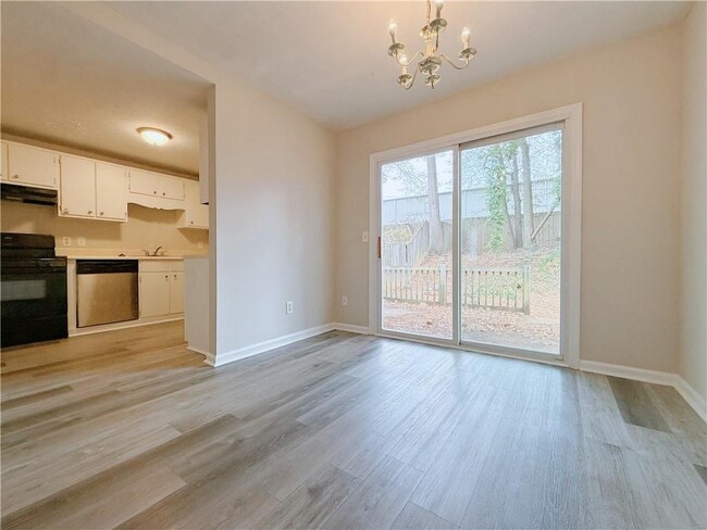 Building Photo - 1449 Springleaf Cir SE