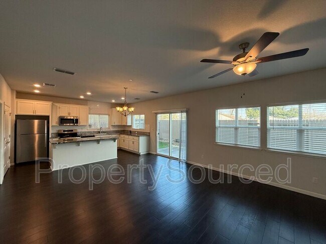 Foto del edificio - 709 Ephesus Ave