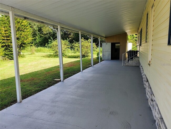 Foto del edificio - 3532 Lazy Lake Dr N