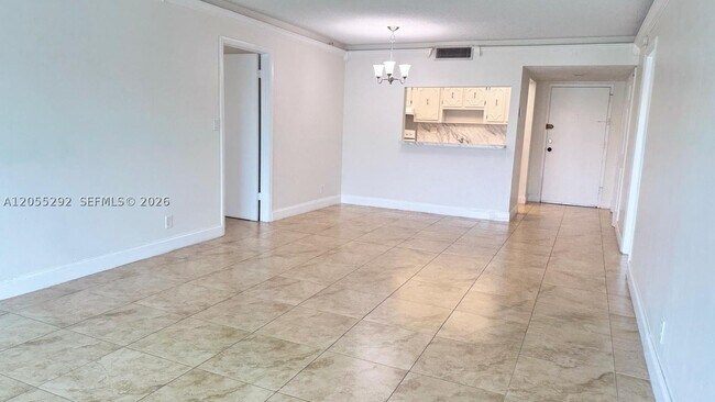 Foto del edificio - 140 Lakeview Dr