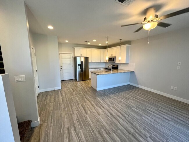 Foto del edificio - 7533 E Billings St