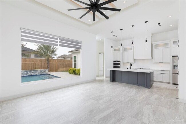 Building Photo - 36 N 24th St