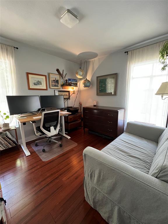 Foto del edificio - 3705 Grayson Ln