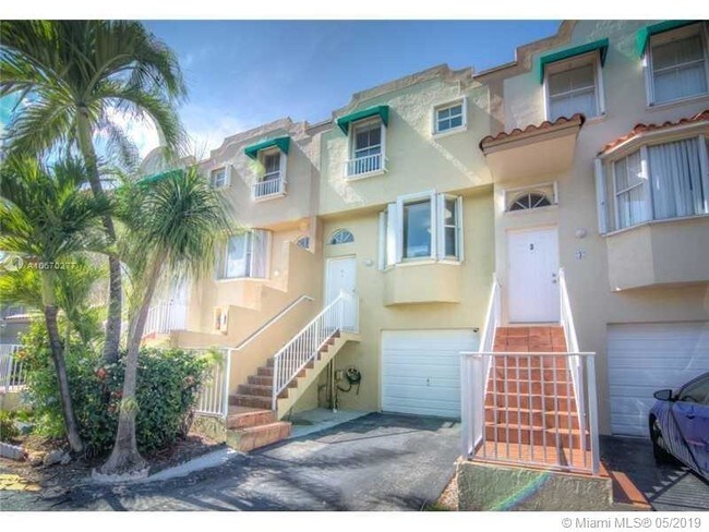 Foto del edificio - 8635 NW 3rd Ln