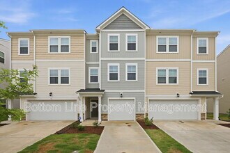 Building Photo - 1112 Lily Loch Wy
