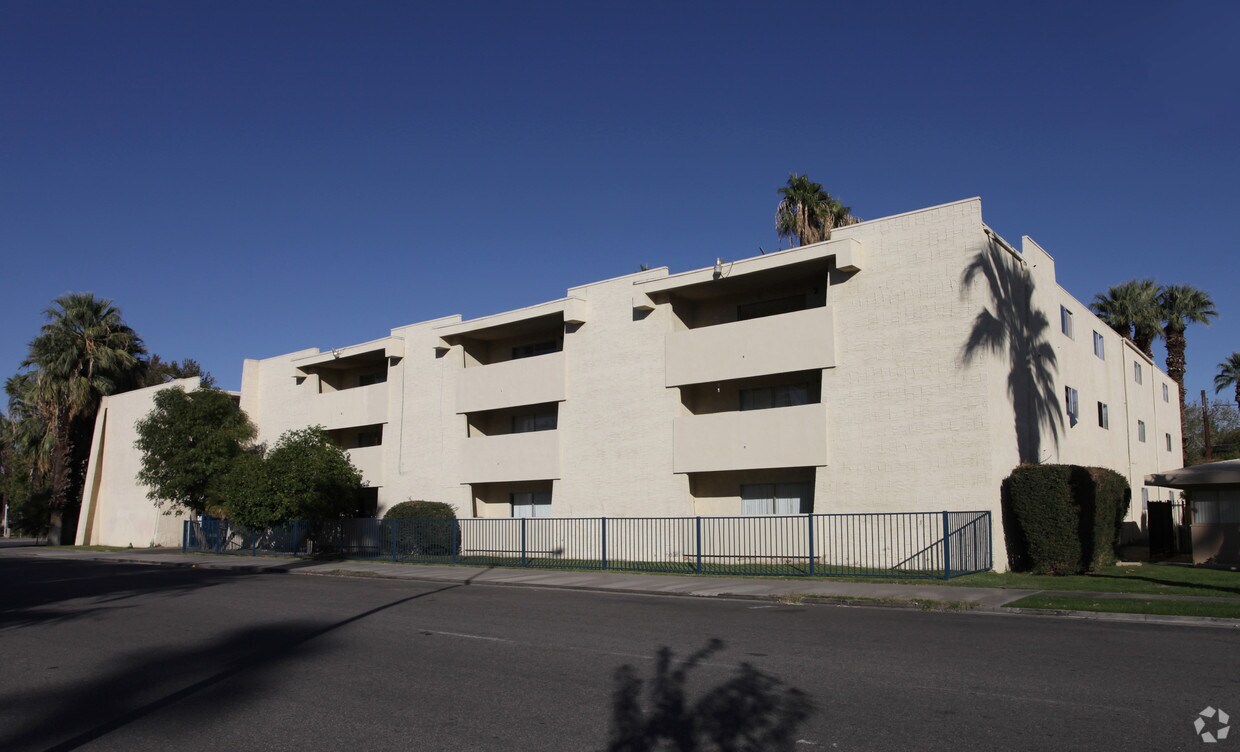 The Park View Apartments - Park View Apartments