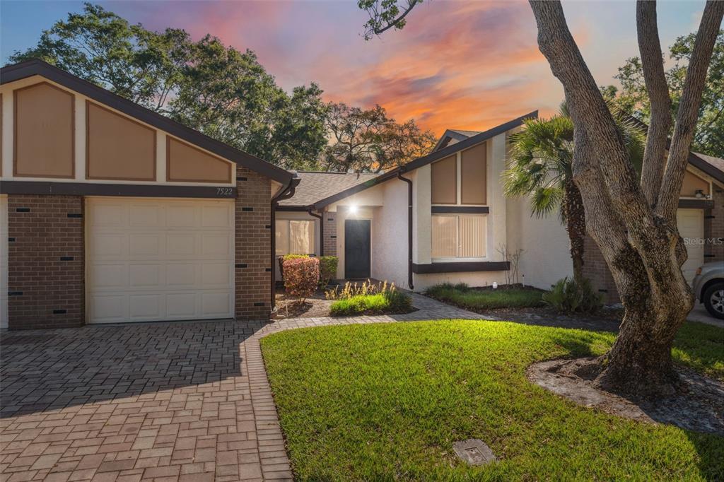 Foto principal - 7522 Heather Walk Dr