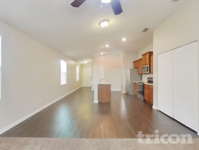 Building Photo - 9083 Kipper Dr