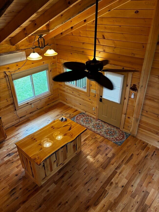 Foto del edificio - 2819 Erin Ln