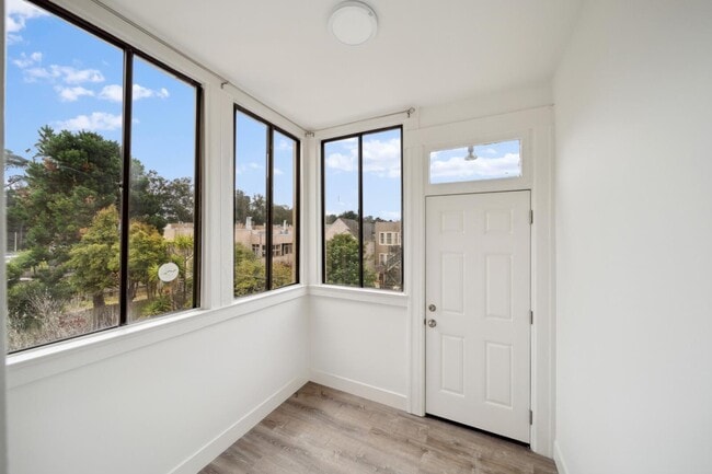 Building Photo - 751 8th Ave